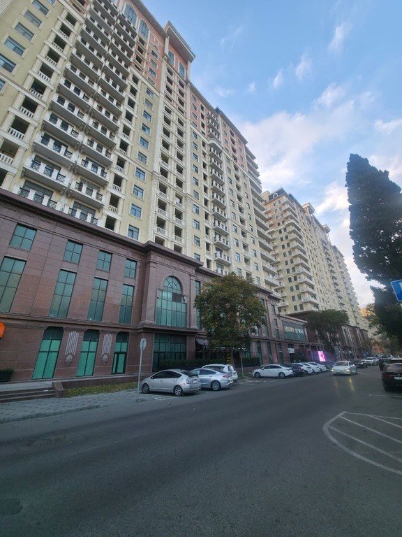 187 kv.m. obyekt icarəyə verilir, Elmlər Akademiyası m.-6