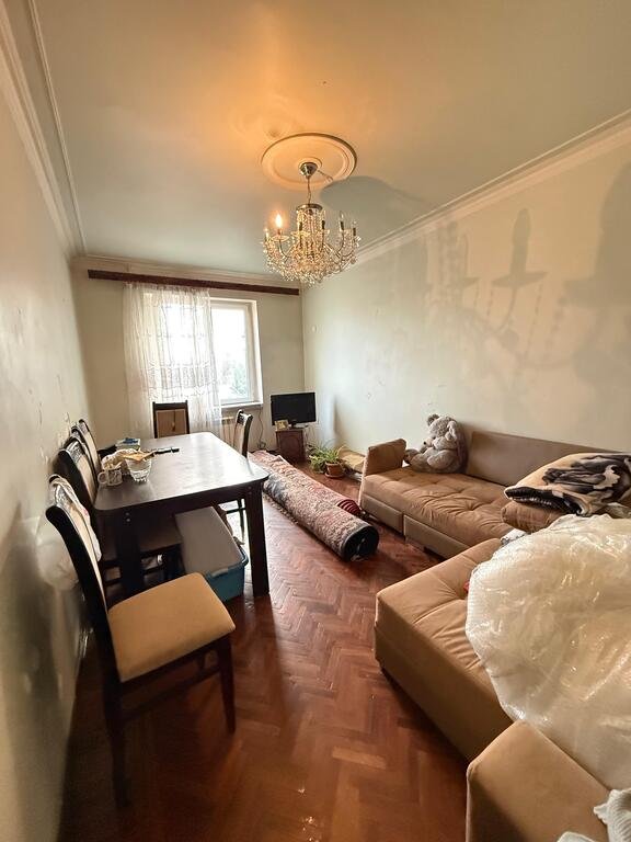 Satılır 3 otaqlı köhnə tikili, 70 m², İnşaatçılar m.-1