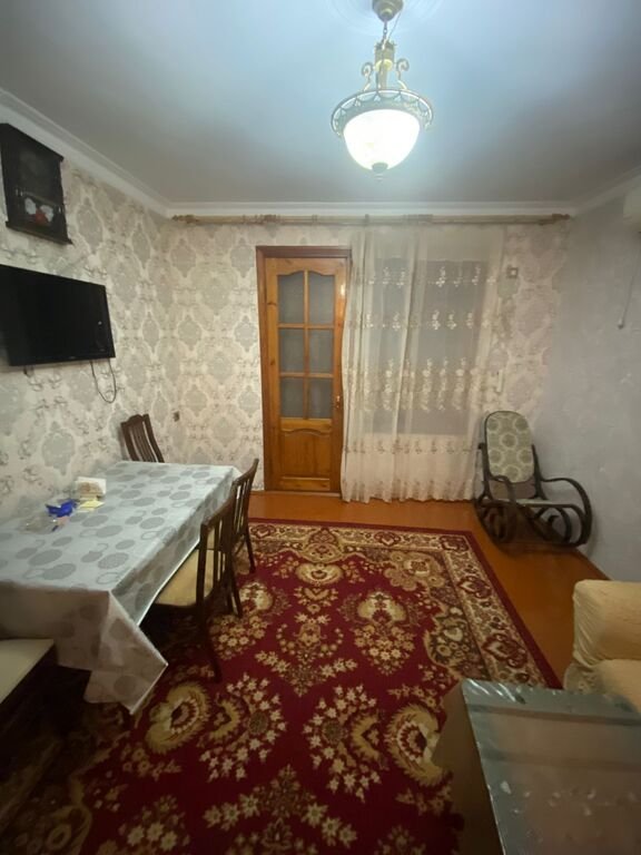 Kirayə verilir 3 otaqlı köhnə tikili, 85 m², Nizami m.-2