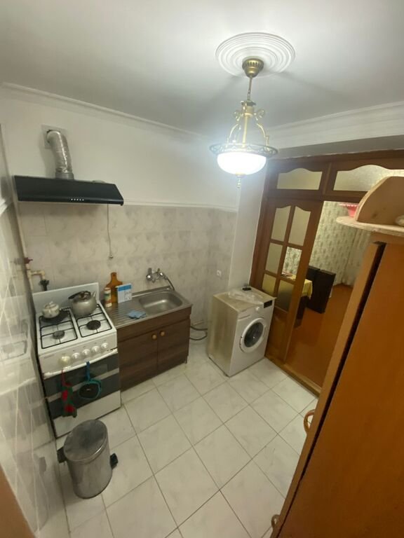 Kirayə verilir 3 otaqlı köhnə tikili, 85 m², Nizami m.-12