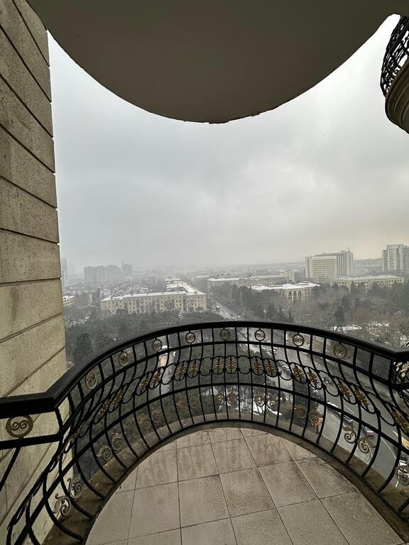 Kirayə verilir 3 otaqlı yeni tikili, 140 m², Elmlər Akademiyası m.-2