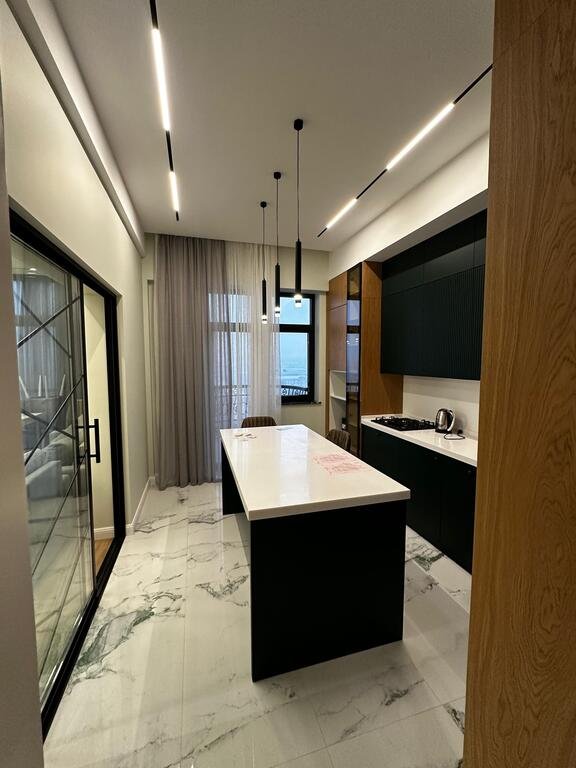Kirayə verilir 3 otaqlı yeni tikili, 140 m², Elmlər Akademiyası m.-4