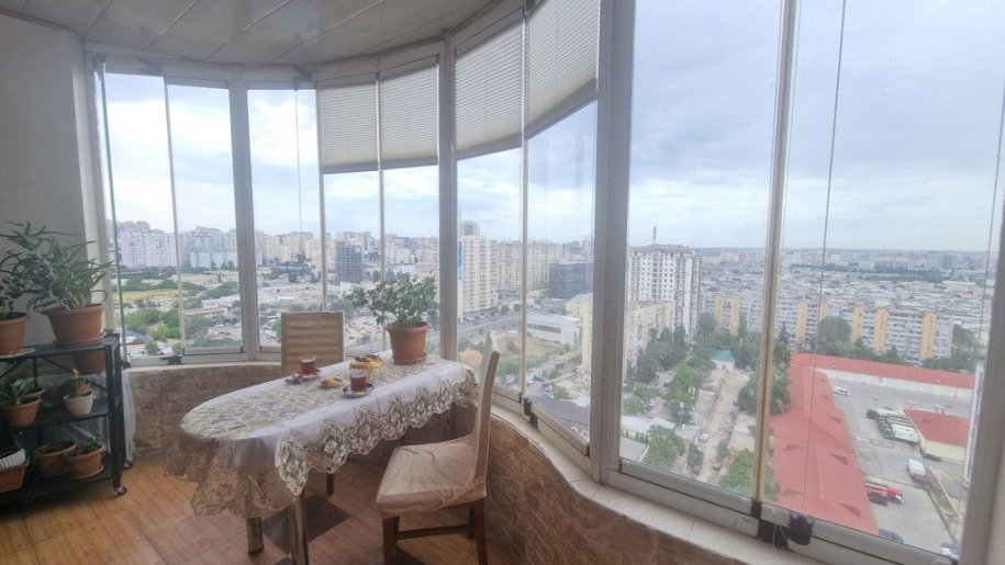 Satılır 3 otaqlı yeni tikili, 108 m², 8 noyabr-23