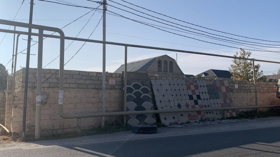 10 sot torpaq satılır, Binə-10