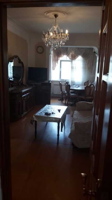 Satılır 2 otaqlı köhnə tikili, 50 m², Memar Əcəmi m.-2