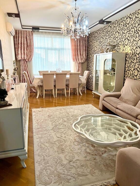 Satılır 3 otaqlı yeni tikili, 119 m², İnşaatçılar m.-4