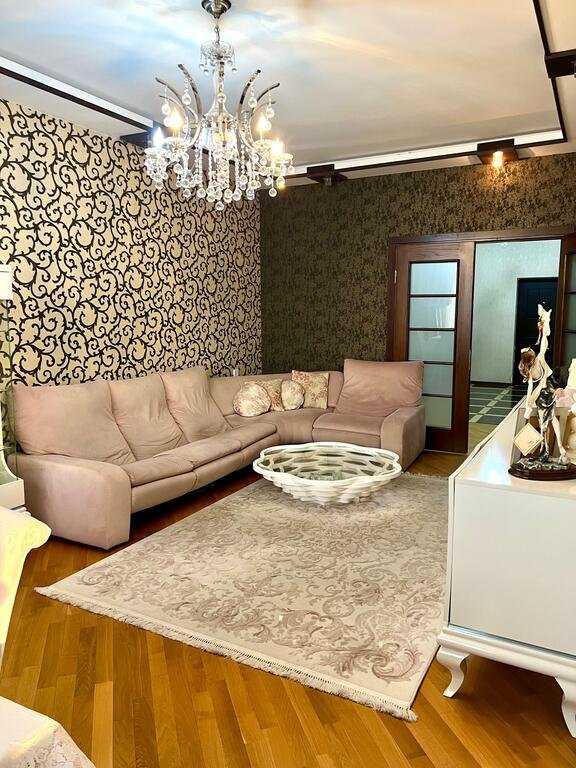 Satılır 3 otaqlı yeni tikili, 119 m², İnşaatçılar m.-5