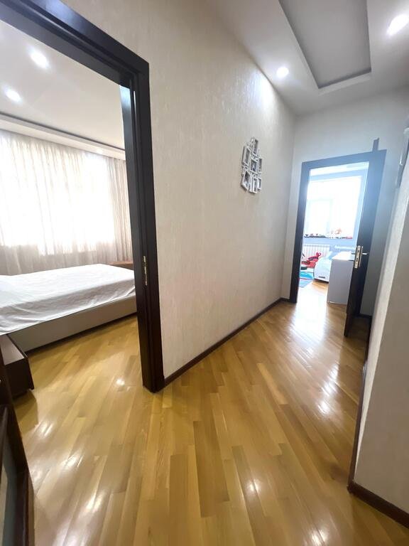 Satılır 3 otaqlı yeni tikili, 119 m², İnşaatçılar m.-12