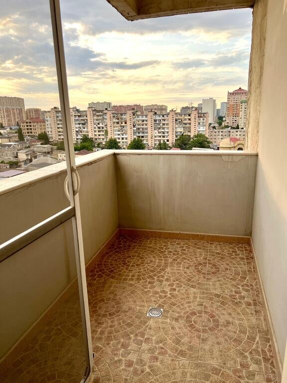 Satılır 3 otaqlı yeni tikili, 119 m², İnşaatçılar m.-17
