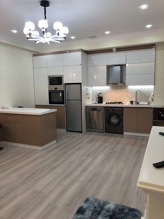 Kirayə verilir 2 otaqlı köhnə tikili, 80 m², Sahil m.-8