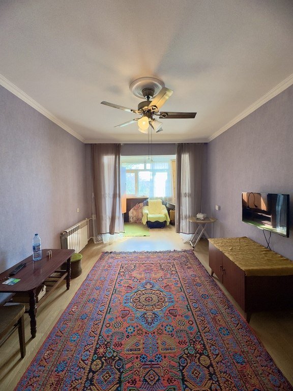 Kirayə verilir 1 otaqlı köhnə tikili, 35 m², Xalqlar dostluğu m.-1