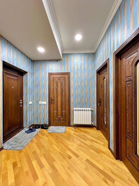 Kirayə verilir 1 otaqlı yeni tikili, 60 m², İnşaatçılar m.-11