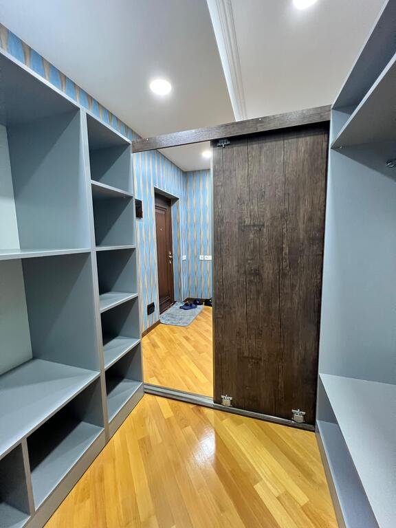 Kirayə verilir 1 otaqlı yeni tikili, 60 m², İnşaatçılar m.-23