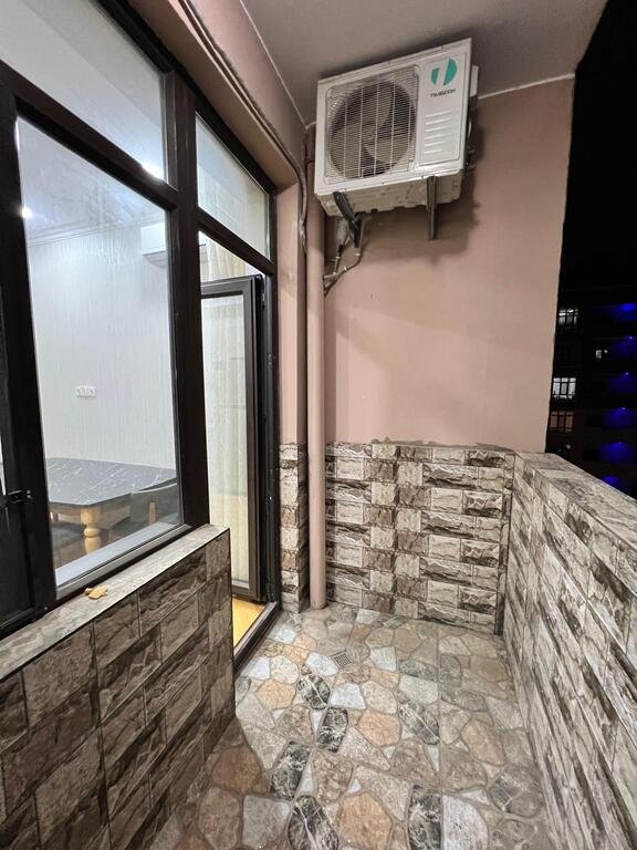 Kirayə verilir 1 otaqlı yeni tikili, 60 m², İnşaatçılar m.-24