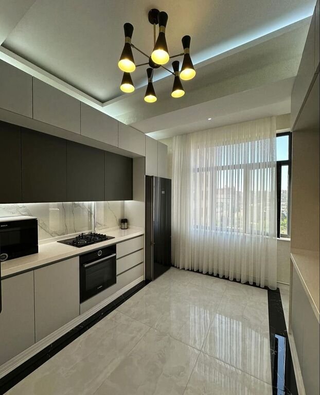 Kirayə verilir 3 otaqlı yeni tikili, 108 m², 28 May m.-3