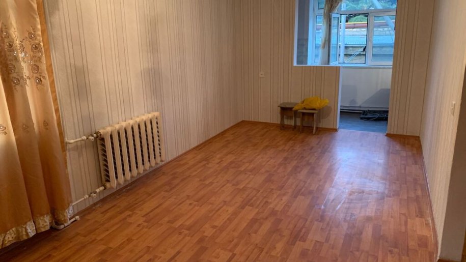 Satılır 2 otaqlı köhnə tikili, 40 m², Qaraçuxur-2