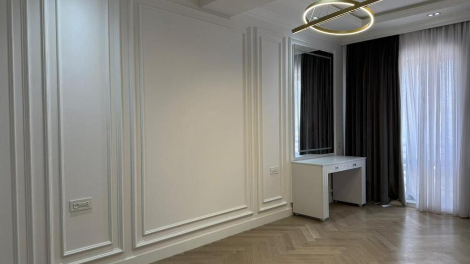 Satılır 4 otaqlı yeni tikili, 205 m², 28 May m.-9