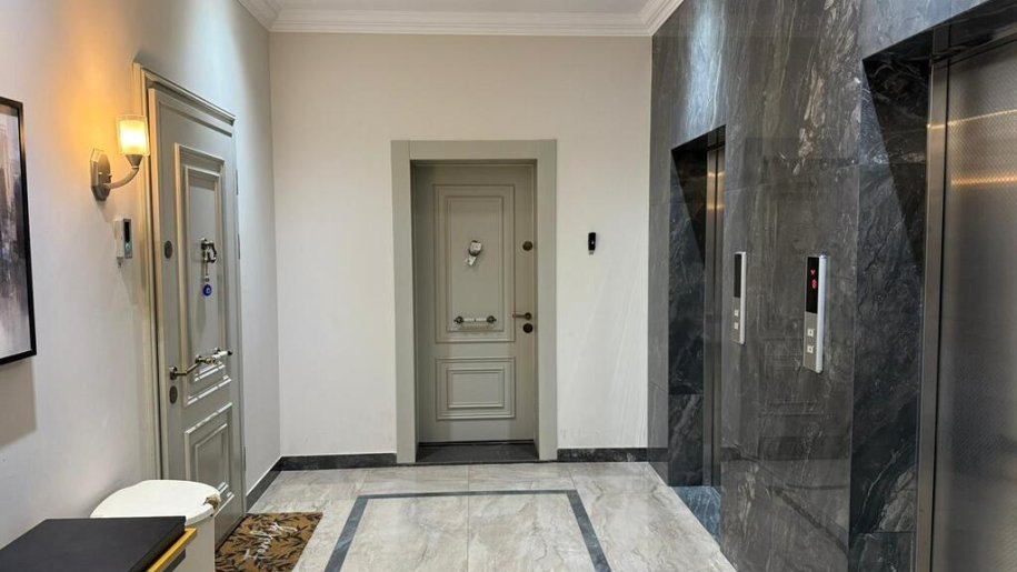 Satılır 4 otaqlı yeni tikili, 205 m², 28 May m.-24