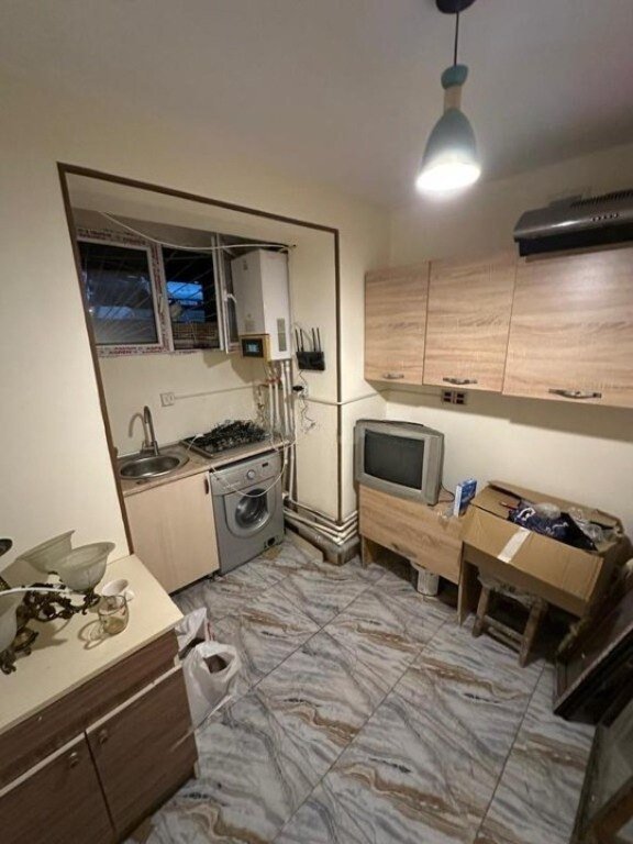 Satılır 1 otaqlı köhnə tikili, 35 m², Elmlər Akademiyası m.-3