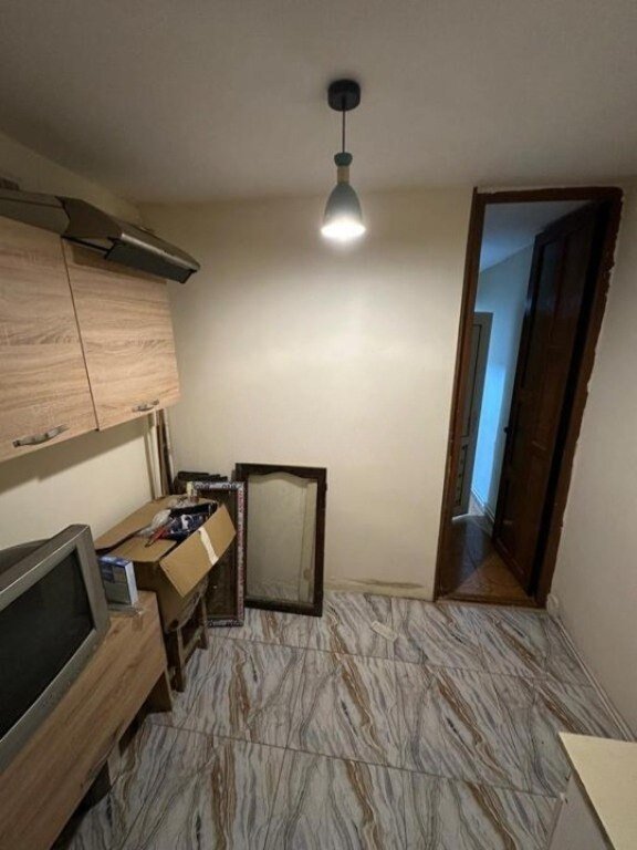 Satılır 1 otaqlı köhnə tikili, 35 m², Elmlər Akademiyası m.-4