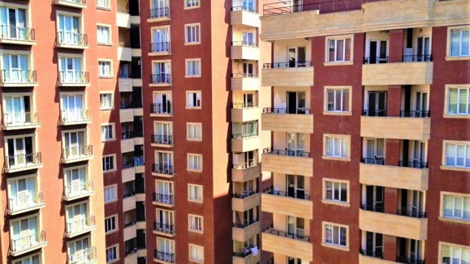 Kirayə verilir 4 otaqlı yeni tikili, 230 m², 28 May m.-1