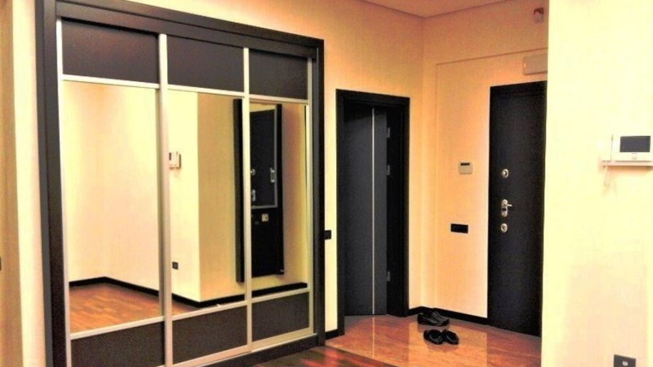 Kirayə verilir 4 otaqlı yeni tikili, 230 m², 28 May m.-14