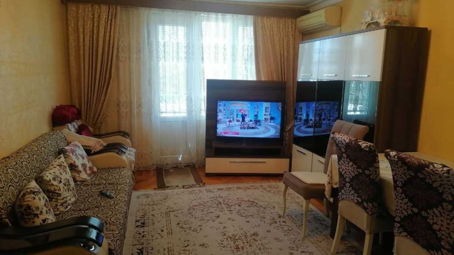 Satılır 3 otaqlı köhnə tikili, 80 m², Nizami m.-1