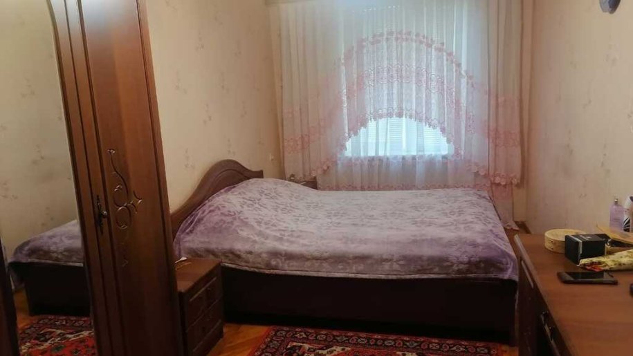 Satılır 3 otaqlı köhnə tikili, 80 m², Nizami m.-3
