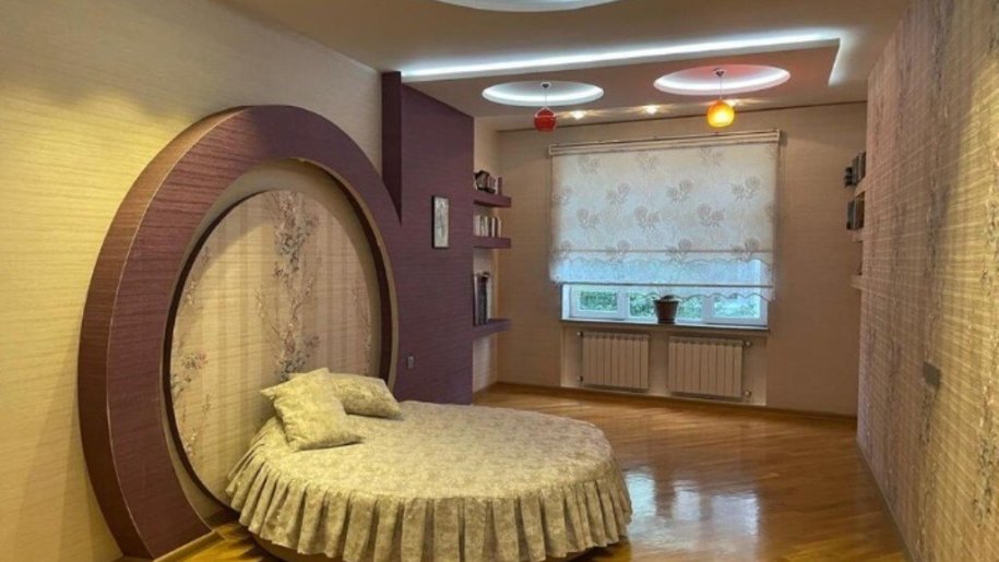 Satılır 4 otaqlı yeni tikili, 240 m², 28 May m.-7