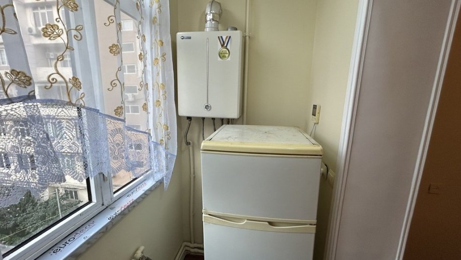 Kirayə verilir 1 otaqlı köhnə tikili, 45 m², İnşaatçılar m.-6