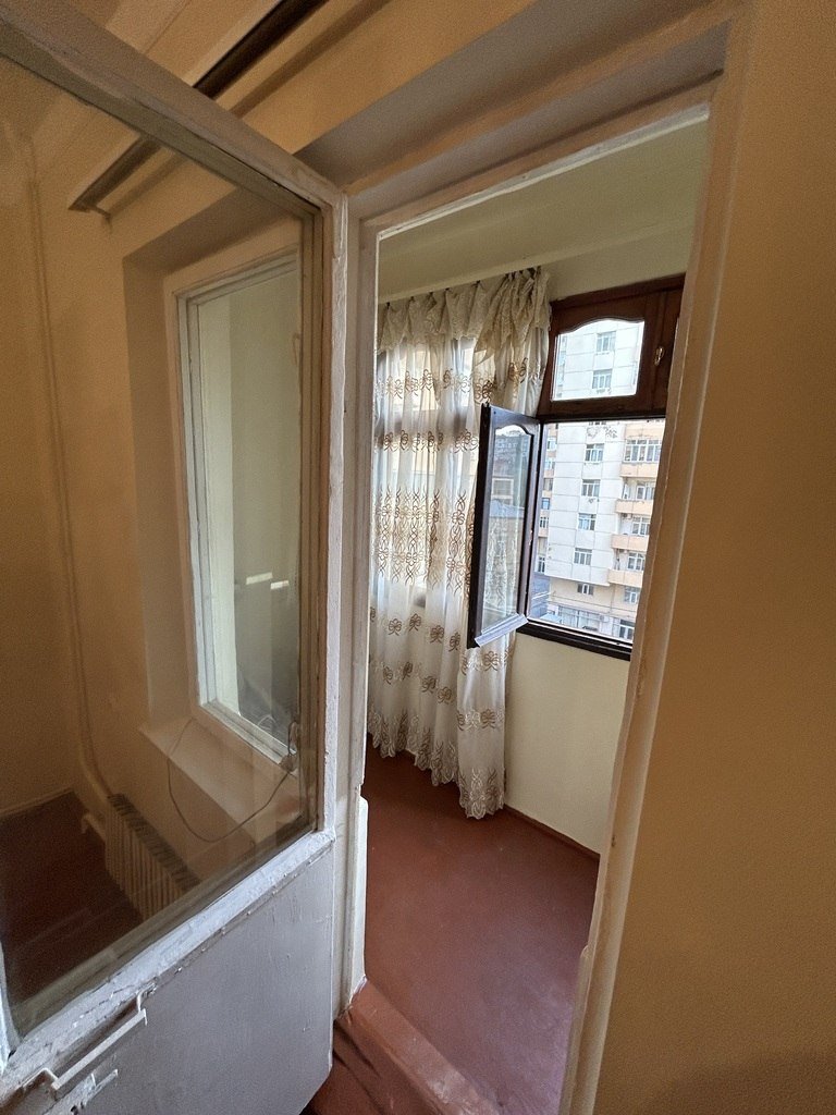 Kirayə verilir 1 otaqlı köhnə tikili, 45 m², İnşaatçılar m.-10