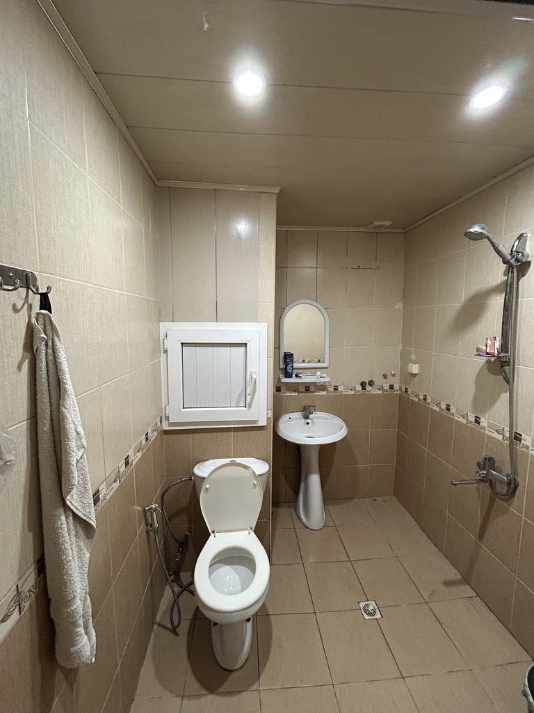 Kirayə verilir 1 otaqlı köhnə tikili, 45 m², İnşaatçılar m.-12