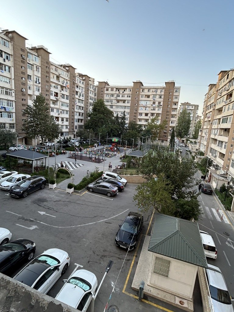 Kirayə verilir 1 otaqlı köhnə tikili, 45 m², İnşaatçılar m.-13