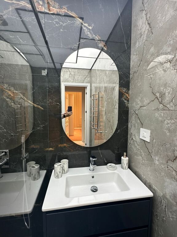 Kirayə verilir 2 otaqlı yeni tikili, 77 m², İnşaatçılar m.-20