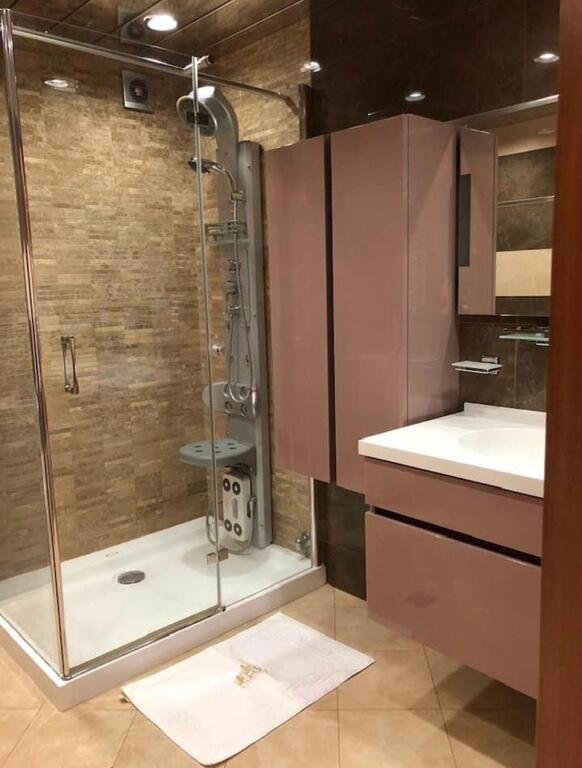 Kirayə verilir 3 otaqlı yeni tikili, 145 m², 28 May m.-11