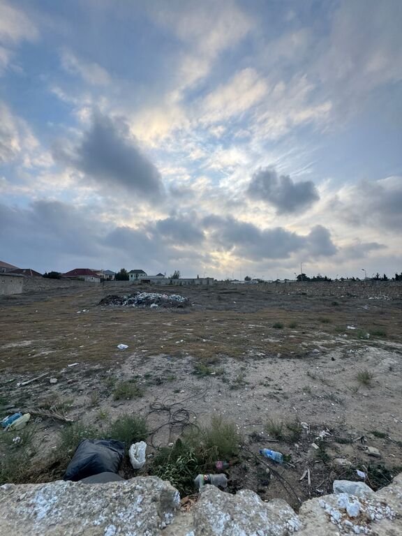 47 sot torpaq satılır, Buzovna-2