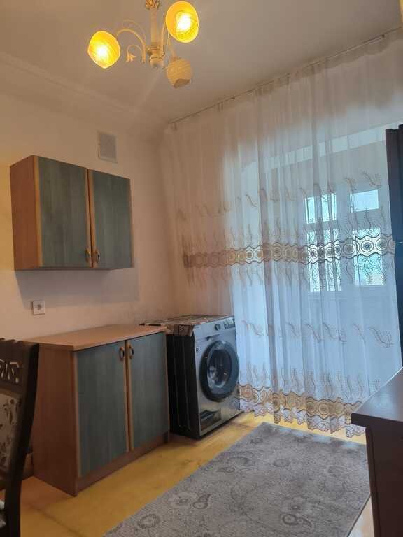 Satılır 2 otaqlı köhnə tikili, 57 m², Suraxanı-3