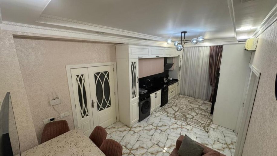 Satılır 4 otaqlı yeni tikili, 135 m², Azadlıq Prospekti m.-2