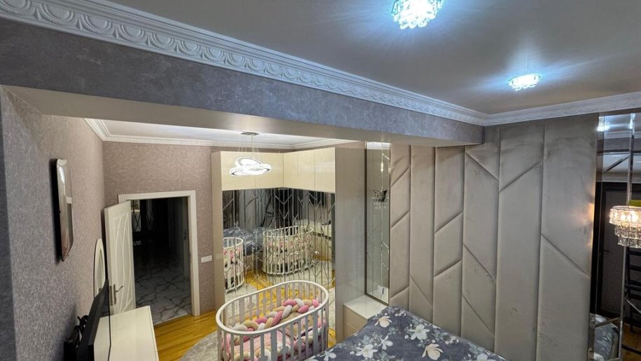 Satılır 4 otaqlı yeni tikili, 135 m², Azadlıq Prospekti m.-9