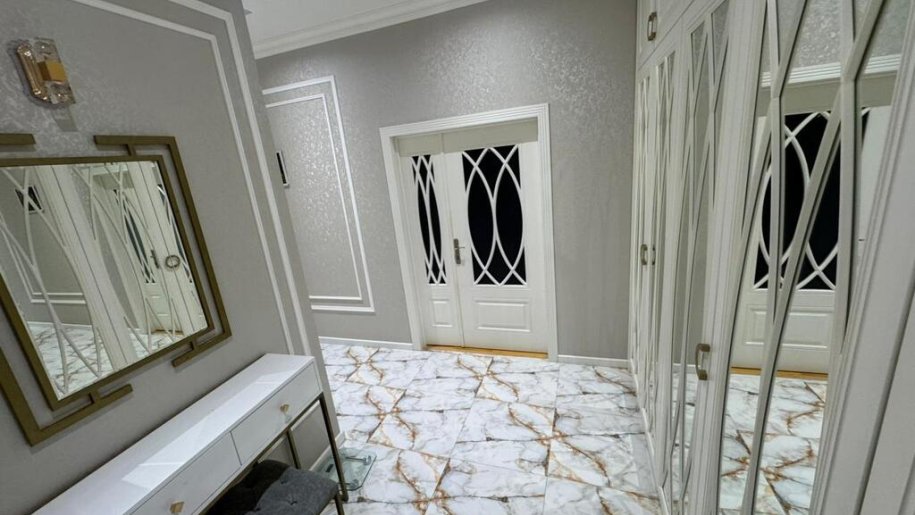 Satılır 4 otaqlı yeni tikili, 135 m², Azadlıq Prospekti m.-17