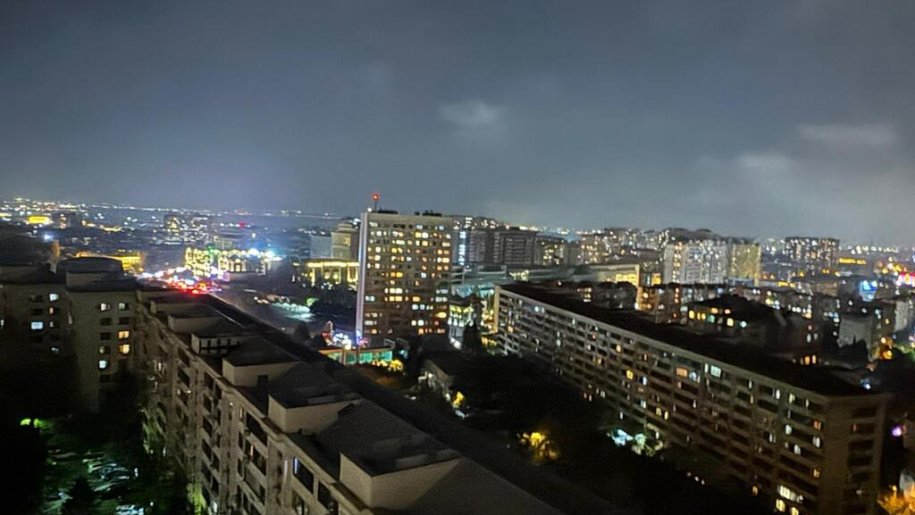 Satılır 4 otaqlı yeni tikili, 135 m², Azadlıq Prospekti m.-21