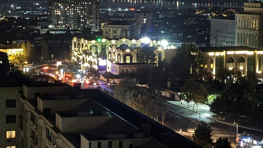 Satılır 4 otaqlı yeni tikili, 135 m², Azadlıq Prospekti m.-22