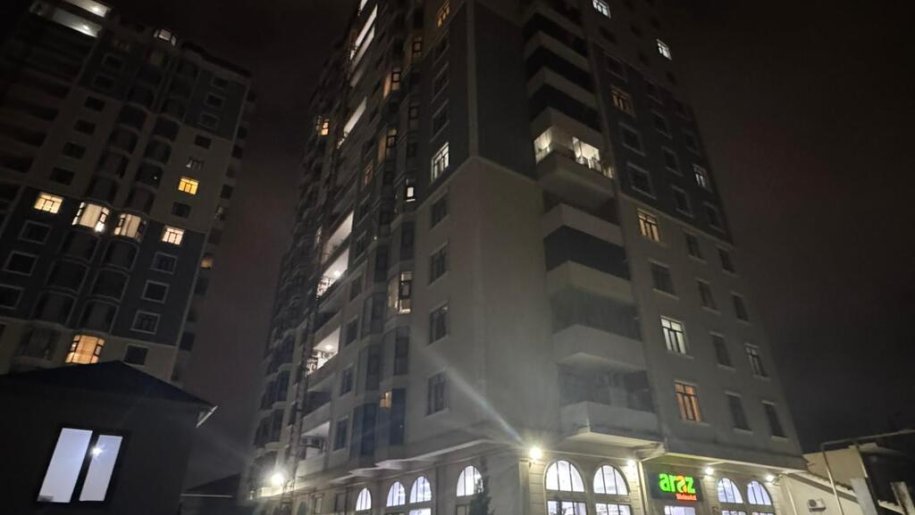 Satılır 4 otaqlı yeni tikili, 135 m², Azadlıq Prospekti m.-25