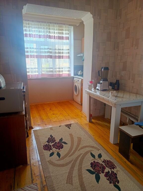 Satılır 3 otaqlı köhnə tikili, 80 m², Xalqlar dostluğu m.-2