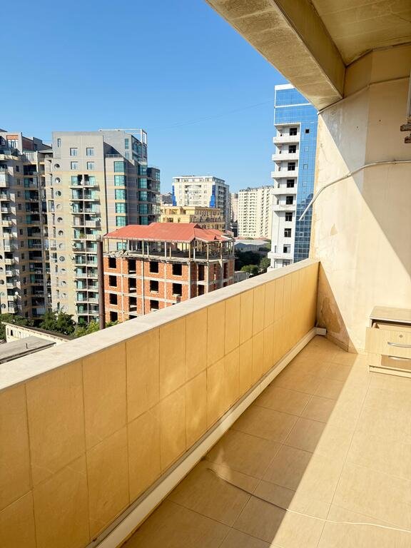 Satılır 3 otaqlı yeni tikili, 145 m², 28 May m.-13