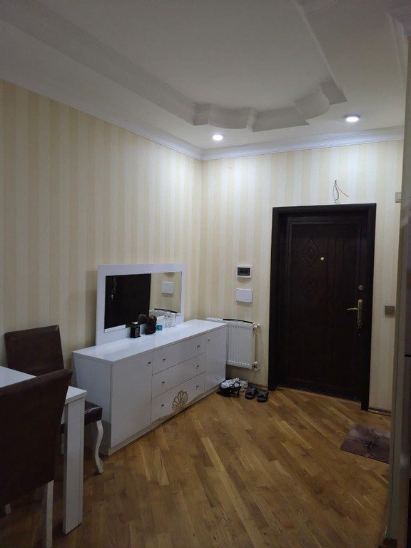 Satılır 2 otaqlı yeni tikili, 68 m², İnşaatçılar m.-6