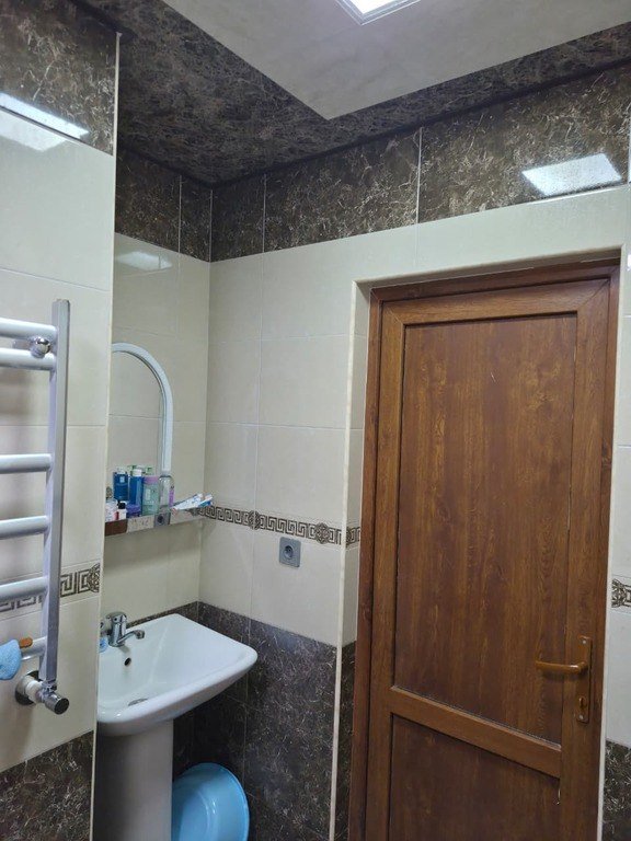 Satılır 2 otaqlı yeni tikili, 68 m², İnşaatçılar m.-7