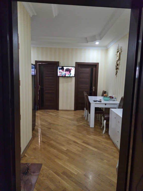 Satılır 2 otaqlı yeni tikili, 68 m², İnşaatçılar m.-9