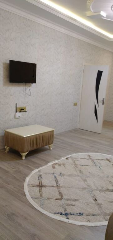 Kirayə verilir 2 otaqlı yeni tikili, 60 m², 28 May m.-1