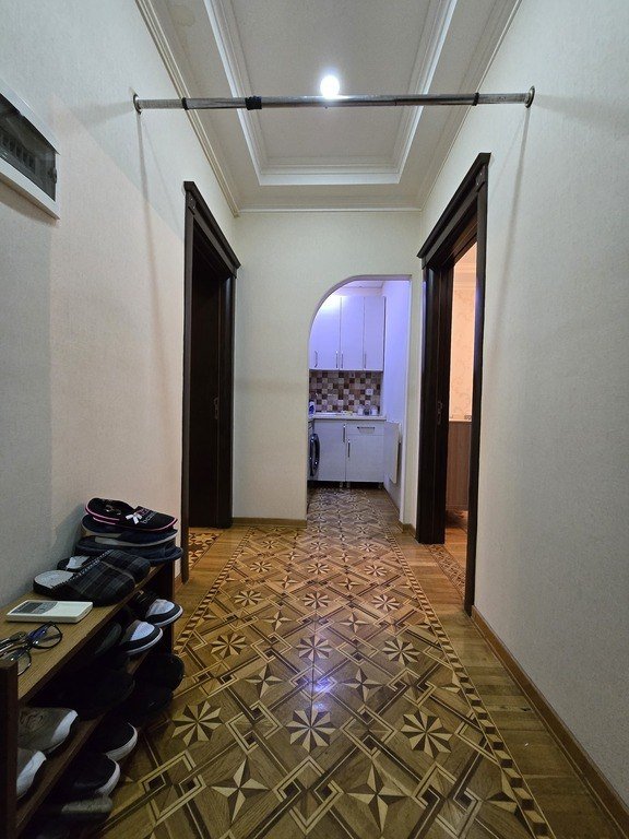 Satılır 3 otaqlı köhnə tikili, 60 m², Nizami m.-2